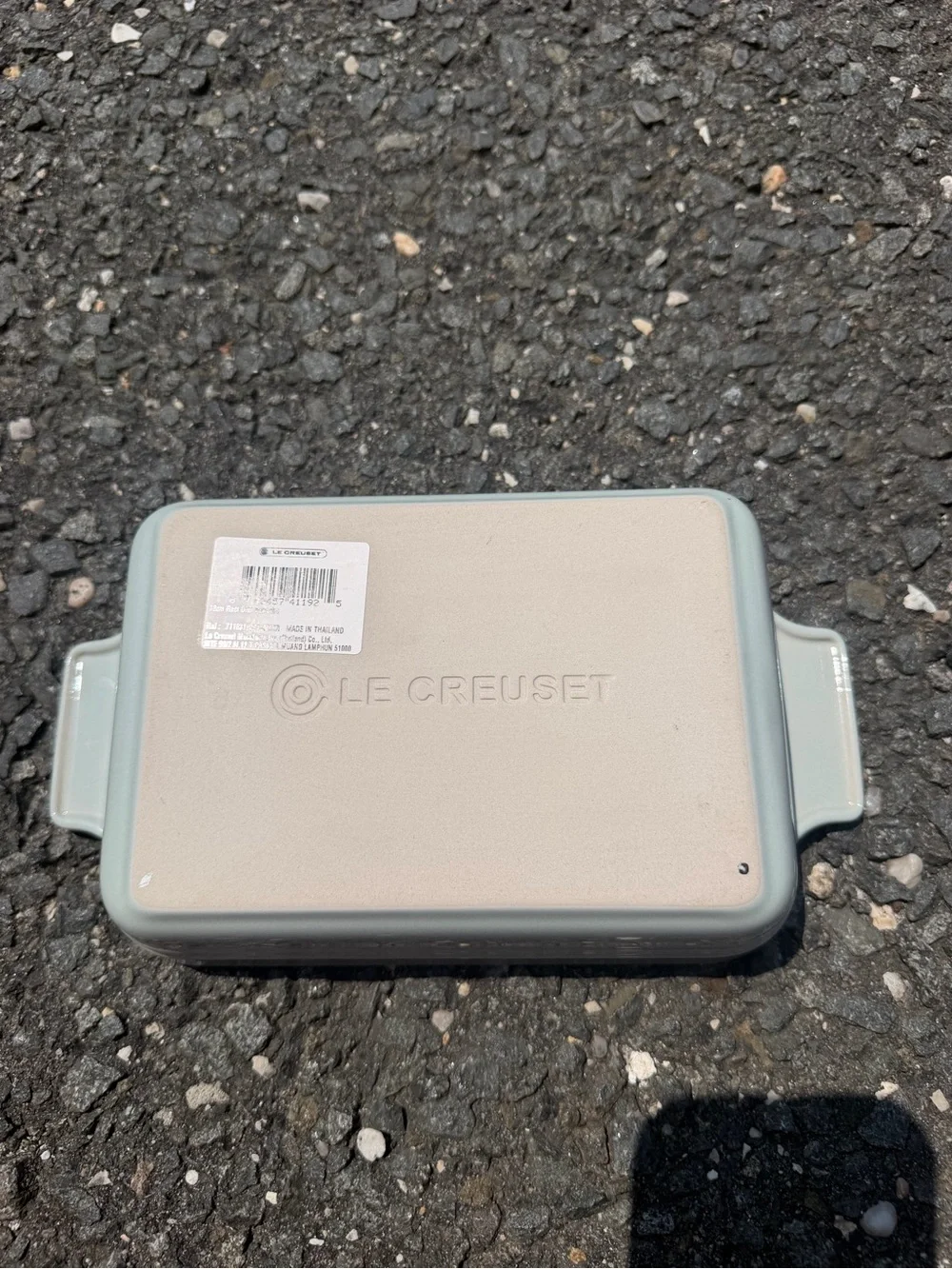 Le Creuset 18cm Rectangular Stoneware Baking Dish in Pistache (light sage green)